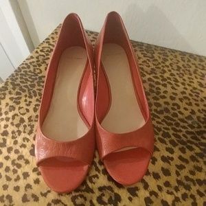Coral size 8B peep toe
